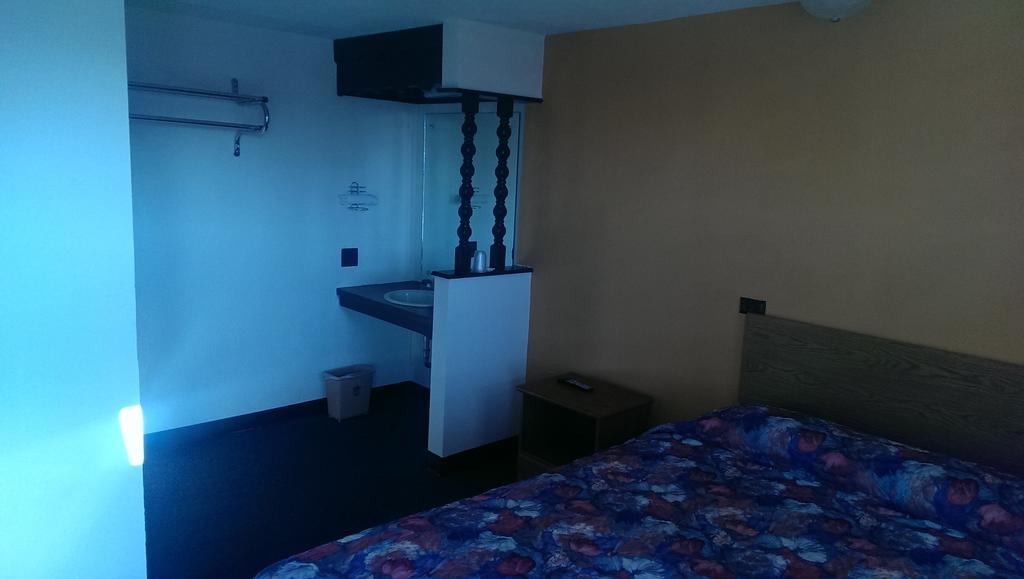 Airport Lodge Уичита Стая снимка