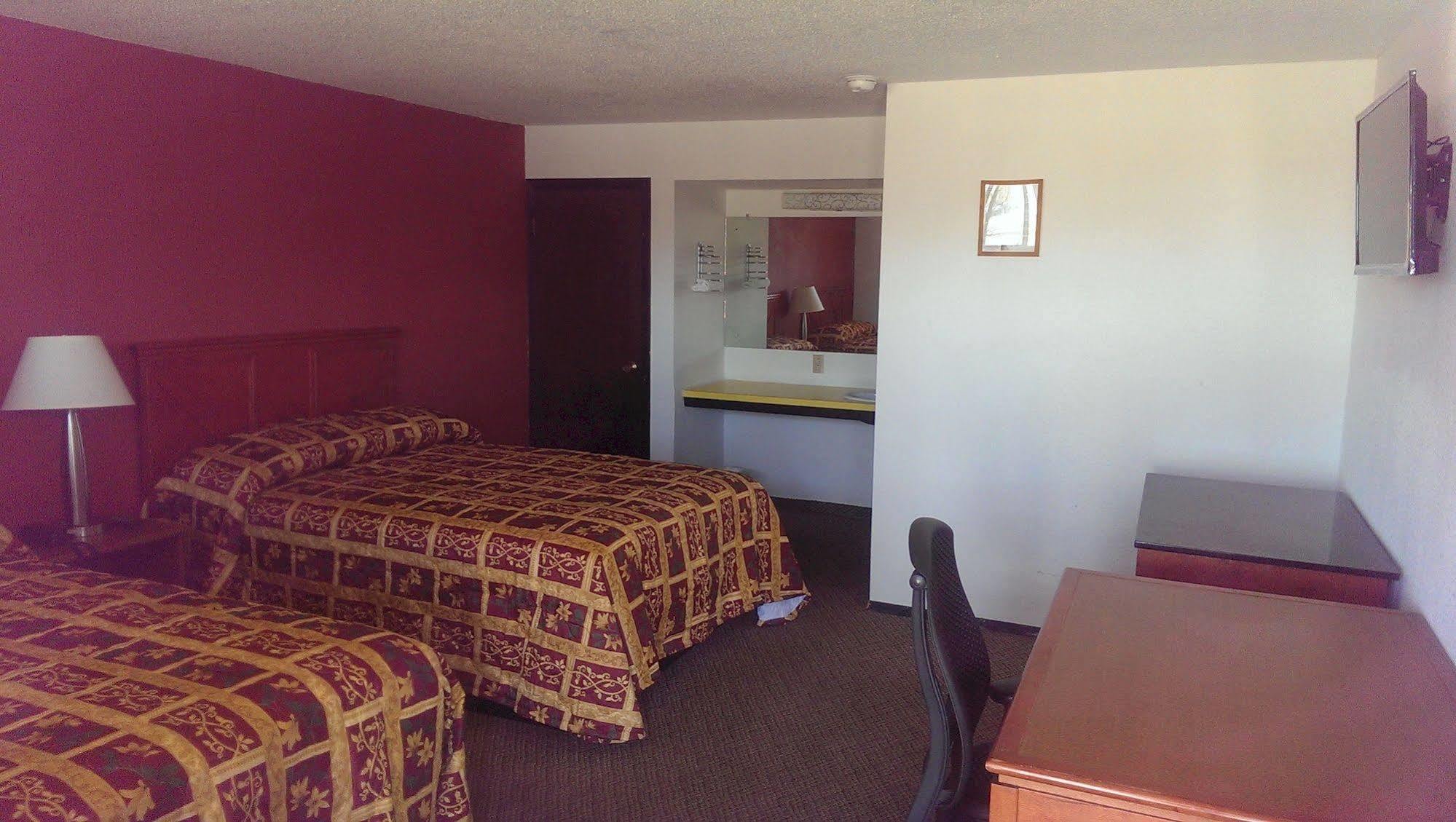 Airport Lodge Уичита Екстериор снимка