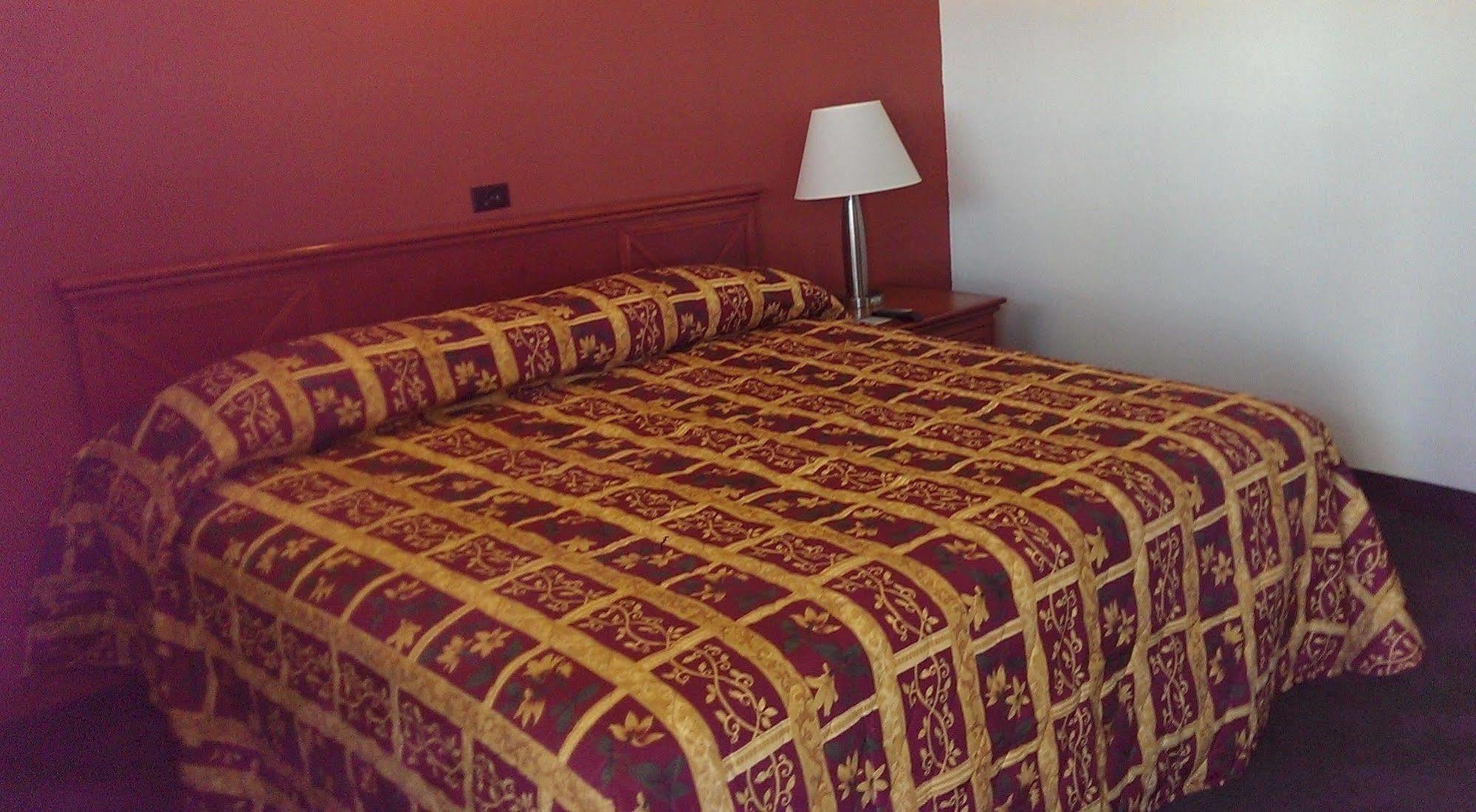 Airport Lodge Уичита Екстериор снимка